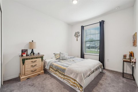 House in Kissimmee, Florida 4 bedrooms, 178.56 sq.m. № 2142015 - photo 17
