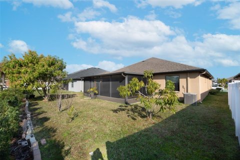 House in Riverview, Florida 4 bedrooms, 244.52 sq.m. № 1906598 - photo 24