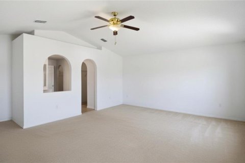 House in Kissimmee, Florida 4 bedrooms, 264.21 sq.m. № 2095106 - photo 25