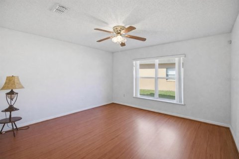House in Kissimmee, Florida 4 bedrooms, 264.21 sq.m. № 2095106 - photo 16