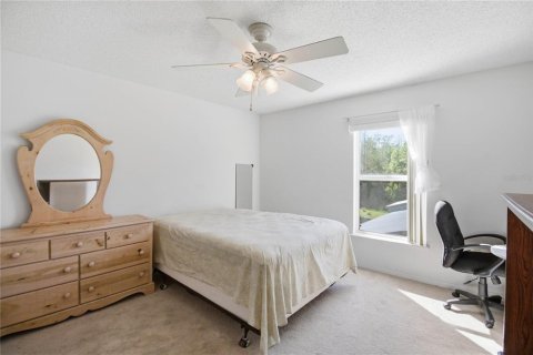 House in Kissimmee, Florida 4 bedrooms, 264.21 sq.m. № 2095106 - photo 28