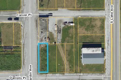 Commercial property in Pahokee, Florida № 2248372