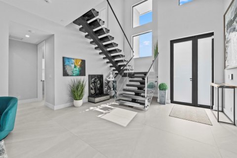 House in Fort Lauderdale, Florida 4 bedrooms, 352.56 sq.m. № 2260808 - photo 5