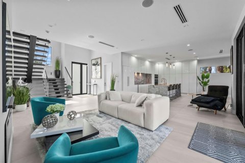 House in Fort Lauderdale, Florida 4 bedrooms, 352.56 sq.m. № 2260808 - photo 9