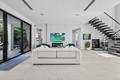 House in Fort Lauderdale, Florida 4 bedrooms, 352.56 sq.m. № 2260808 - photo 7