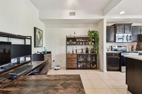 Condo in Bradenton, Florida, 2 bedrooms  № 1677594 - photo 7