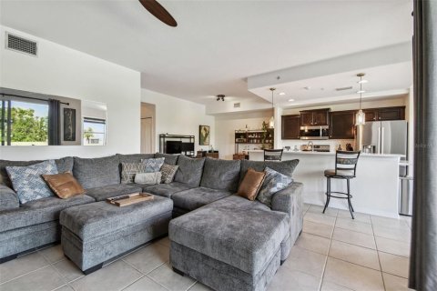 Condo in Bradenton, Florida, 2 bedrooms  № 1677594 - photo 9