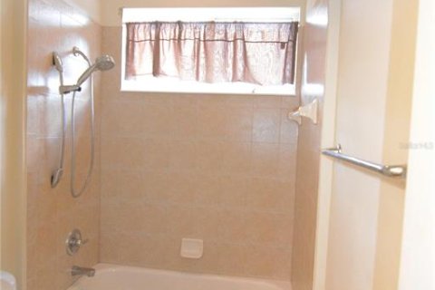 Condominio en venta en Sun City Center, Florida, 2 dormitorios, 135.27 m2 № 2112312 - foto 16