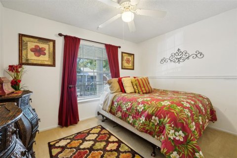 Condo in Orlando, Florida, 2 bedrooms  № 1570827 - photo 13