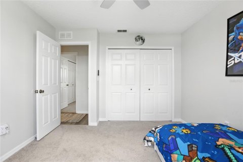 House in Poinciana, Florida 3 bedrooms, 155.89 sq.m. № 1879633 - photo 22