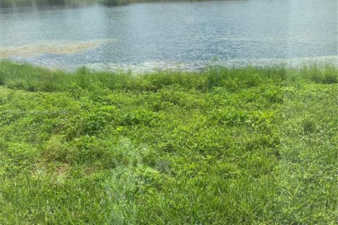 Townhouse in Homestead, Florida 3 bedrooms, 135.27 sq.m. № 1980935 - photo 20