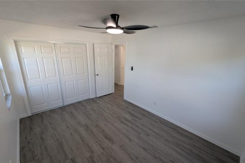 House in Casselberry, Florida 4 bedrooms, 147.44 sq.m. № 1723545 - photo 28