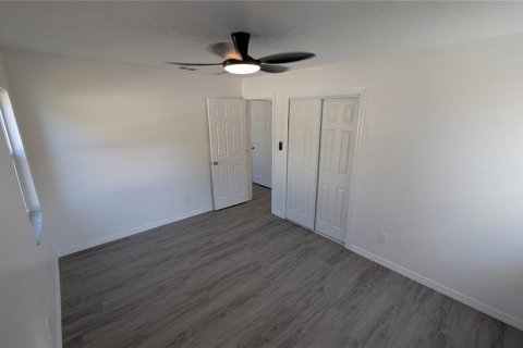 House in Casselberry, Florida 4 bedrooms, 147.44 sq.m. № 1723545 - photo 30