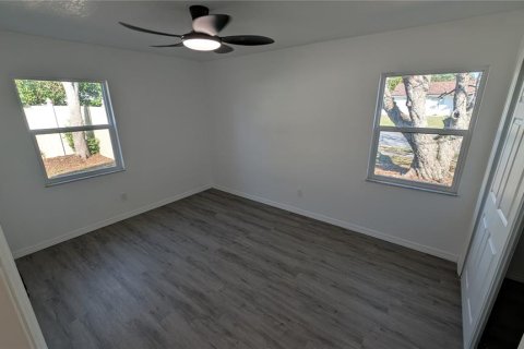 House in Casselberry, Florida 4 bedrooms, 147.44 sq.m. № 1723545 - photo 27