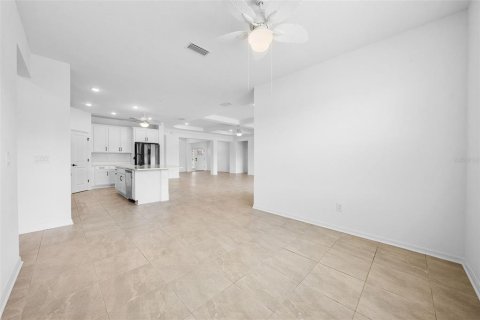 Casa en venta en Brooksville, Florida, 3 dormitorios, 216.93 m2 № 1757774 - foto 21