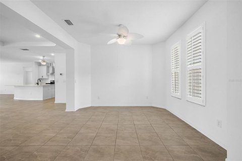 Casa en venta en Brooksville, Florida, 3 dormitorios, 216.93 m2 № 1757774 - foto 12