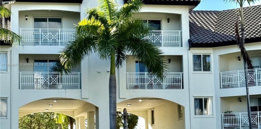 Appartement à Doral, Floride 3 chambres, 138.05 m2 № 1864144