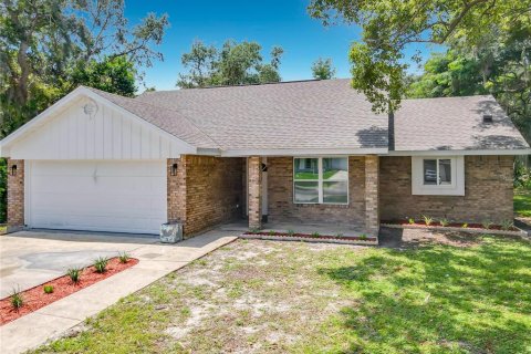 Casa en Deltona, Florida 4 dormitorios, 174.66 m2 № 2198847