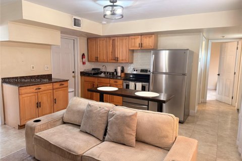 Casa en alquiler en Hollywood, Florida, 2 dormitorios, 103.21 m2 № 2013714 - foto 5