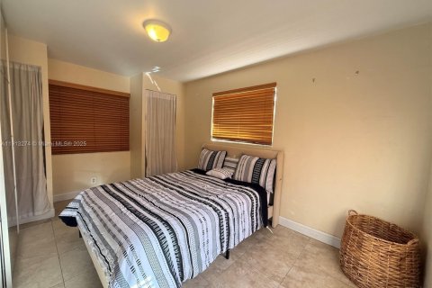 Casa en alquiler en Hollywood, Florida, 2 dormitorios, 103.21 m2 № 2013714 - foto 10