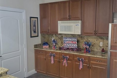 Townhouse in Palm Harbor, Florida 2 bedrooms, 108.23 sq.m. № 2227100 - photo 25