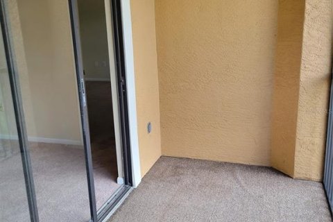 Townhouse in Palm Harbor, Florida 2 bedrooms, 108.23 sq.m. № 2227100 - photo 16