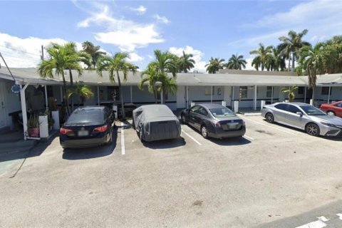 Villa ou maison à louer à Dania Beach, Floride: 288.74 m2 № 1993040 - photo 9