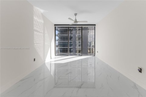 Condo in Miami, Florida, 4 bedrooms  № 1966480 - photo 6