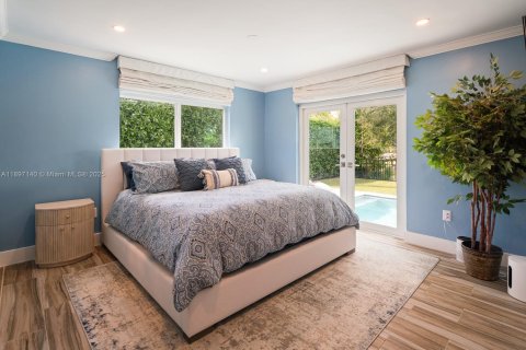 House in South Miami, Florida 3 bedrooms, 126.9 sq.m. № 1955838 - photo 18