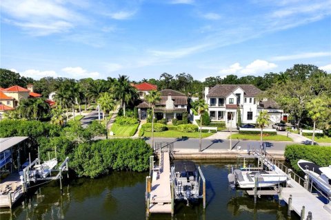 Villa ou maison à vendre à Saint Petersburg, Floride: 3 chambres, 351.73 m2 № 2434876 - photo 23