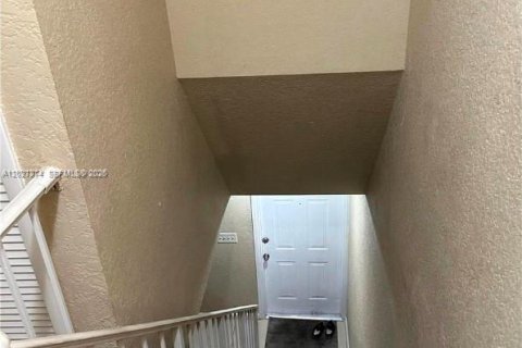 Adosado en venta en North Lauderdale, Florida, 2 dormitorios, 102.94 m2 № 2181419 - foto 6