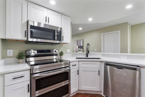 Casa en venta en Winter Springs, Florida, 4 dormitorios, 172.33 m2 № 1919492 - foto 9
