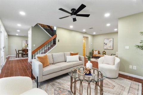 Casa en venta en Winter Springs, Florida, 4 dormitorios, 172.33 m2 № 1919492 - foto 5