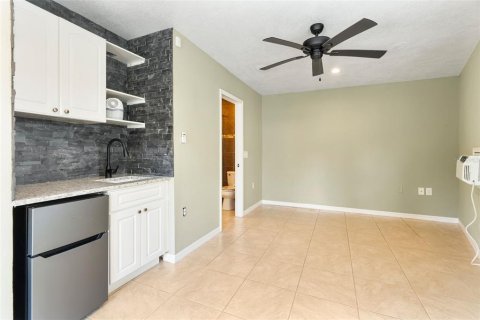 Casa en venta en Winter Springs, Florida, 4 dormitorios, 172.33 m2 № 1919492 - foto 29