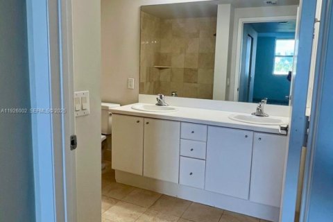 Снять в аренду кондоминиум в Майами, Флорида 1 спальня, 78.97м2, № 1986572 - фото 11