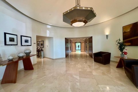 Снять в аренду кондоминиум в Майами, Флорида 1 спальня, 78.97м2, № 1986572 - фото 23