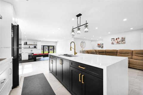 Villa ou maison à vendre à Homestead, Floride: 4 chambres, 202.62 m2 № 1978353 - photo 14