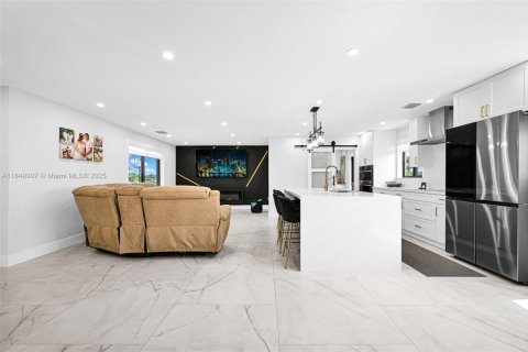 Villa ou maison à vendre à Homestead, Floride: 4 chambres, 202.62 m2 № 1978353 - photo 10