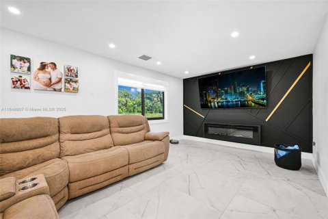 Villa ou maison à vendre à Homestead, Floride: 4 chambres, 202.62 m2 № 1978353 - photo 8