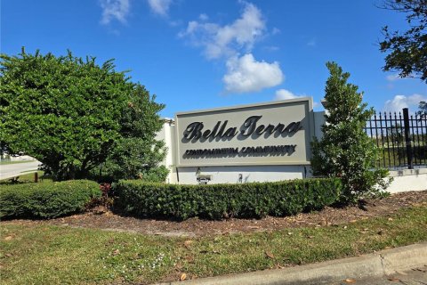 Condominio en alquiler en Orlando, Florida, 2 dormitorios, 93.74 m2 № 1848100 - foto 2