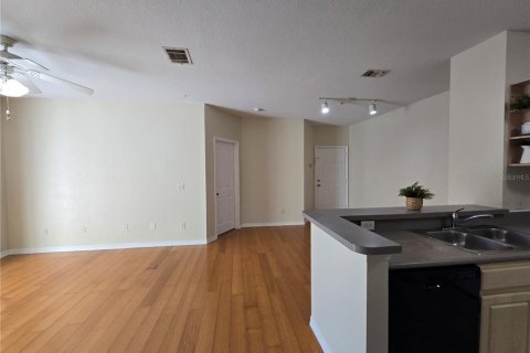 Condominio en alquiler en Orlando, Florida, 2 dormitorios, 93.74 m2 № 1848100 - foto 8