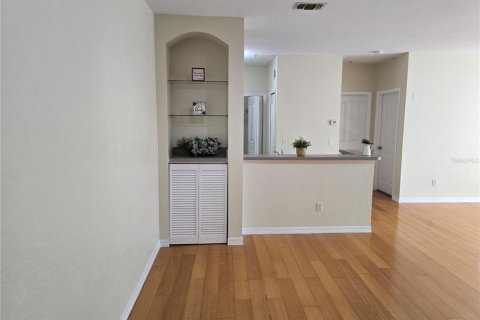 Condominio en alquiler en Orlando, Florida, 2 dormitorios, 93.74 m2 № 1848100 - foto 5