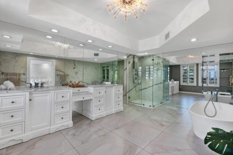 Villa ou maison à louer à Miami Beach, Floride: 7 chambres, 567.08 m2 № 1848757 - photo 23