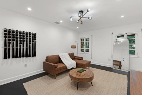 Villa ou maison à louer à Miami Beach, Floride: 7 chambres, 567.08 m2 № 1848757 - photo 30