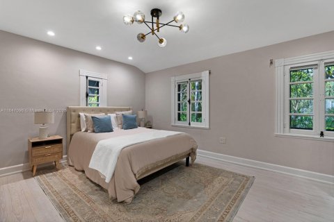 Villa ou maison à louer à Miami Beach, Floride: 7 chambres, 567.08 m2 № 1848757 - photo 29