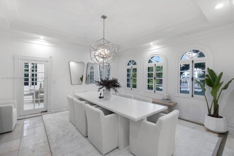 Villa ou maison à louer à Miami Beach, Floride: 7 chambres, 567.08 m2 № 1848757 - photo 9