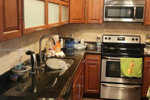 Condominio en alquiler en Hallandale Beach, Florida, 1 dormitorio, 80.82 m2 № 1930105 - foto 12