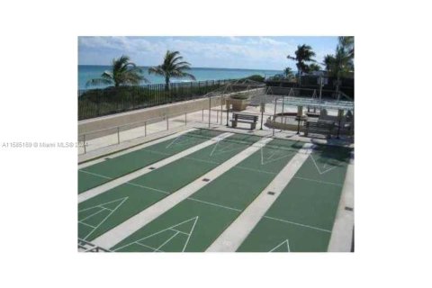 Condominio en alquiler en Hallandale Beach, Florida, 1 dormitorio, 80.82 m2 № 1930105 - foto 23
