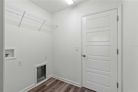 House in The Villages, Florida 3 bedrooms, 131.83 sq.m. № 1525394 - photo 6