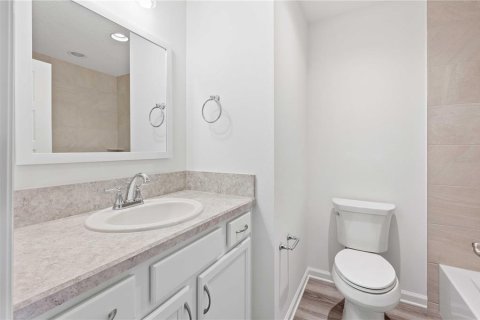 House in The Villages, Florida 3 bedrooms, 131.83 sq.m. № 1525394 - photo 2
